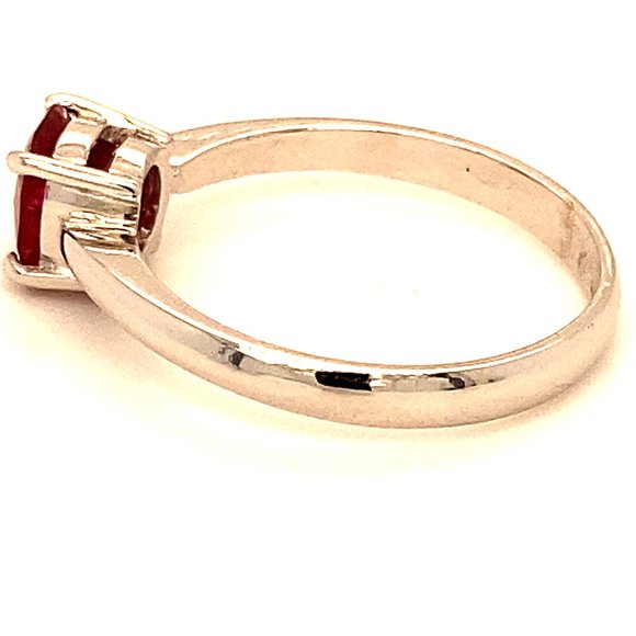 Winza Ruby 1.74ct Solid 18K White Gold Ring - Picture 6 of 7